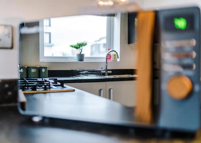 Coop Live Arena & Etihad Stadium 4bedroom Townhouse With Free Parking