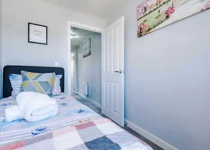 아파트 Vidale Court, 3 Bedroom House With River Irwell View, Sleeps 6 맨체스터