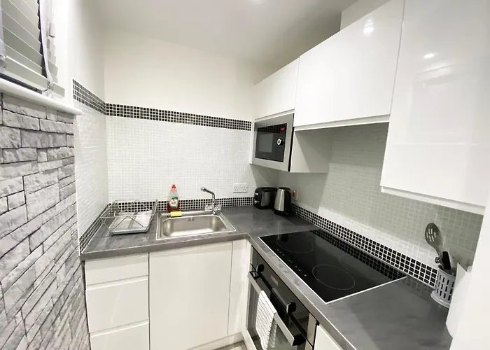 Apartamento Cosy Centre Location, Hydro Massage Showe