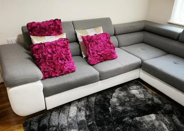 Brigstock Holidays House