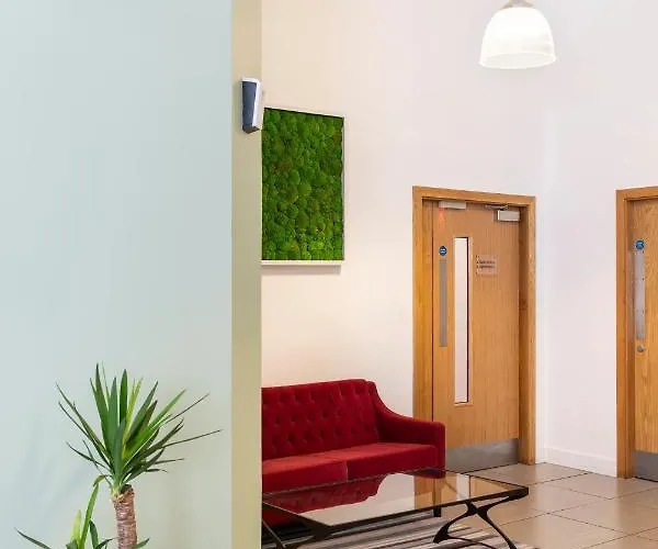 Cove Minshull Street