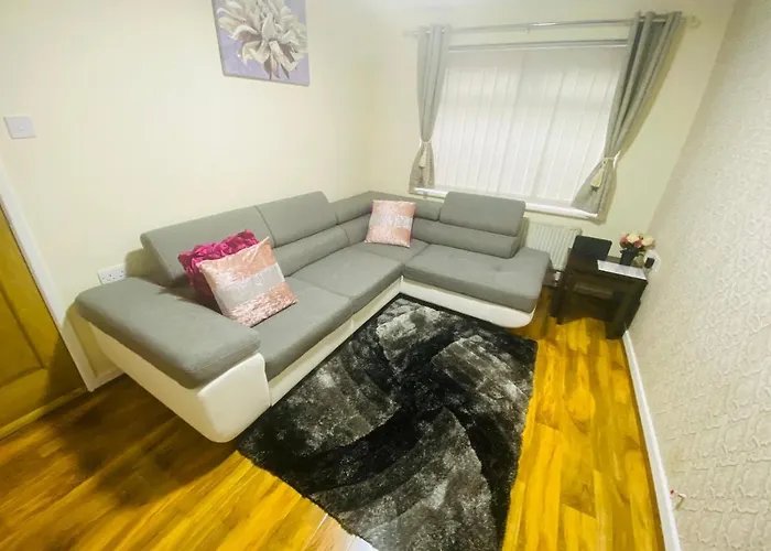 Apartamento Brigstock Holidays House