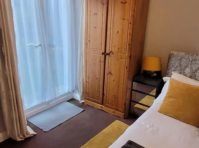 Chan's Springfield Pensión