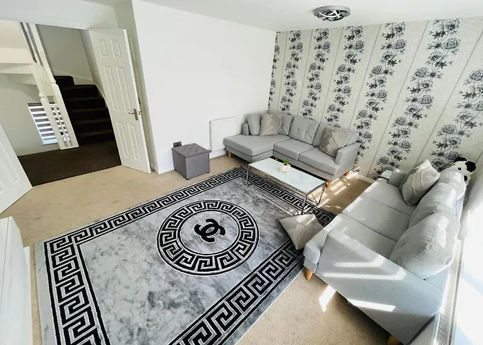 Tatil Evi Watan - Spacious 3 Bedrooms Entire House With Beautiful Outdoor Garden *