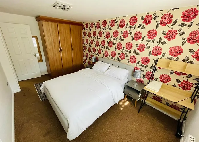 Tatil Evi Watan - Spacious 3 Bedrooms Entire House With Beautiful Outdoor Garden