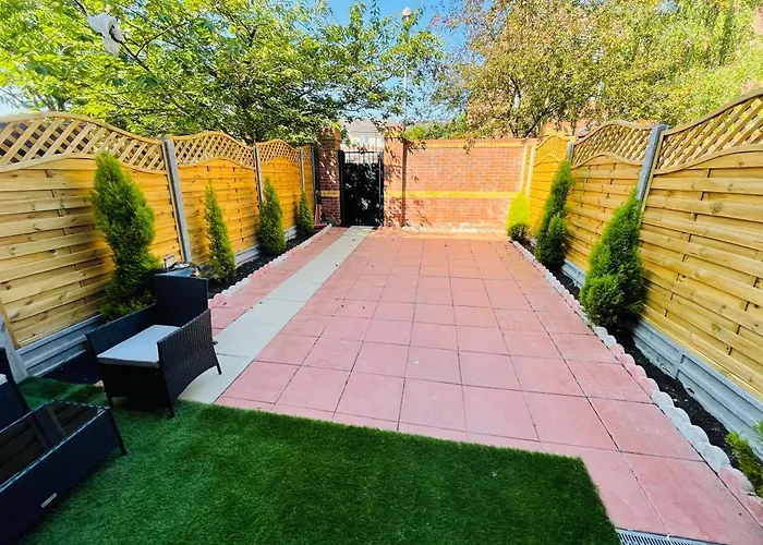 Tatil Evi Watan - Spacious 3 Bedrooms Entire House With Beautiful Outdoor Garden