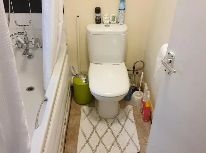 Splendid 4bedrooms Shared