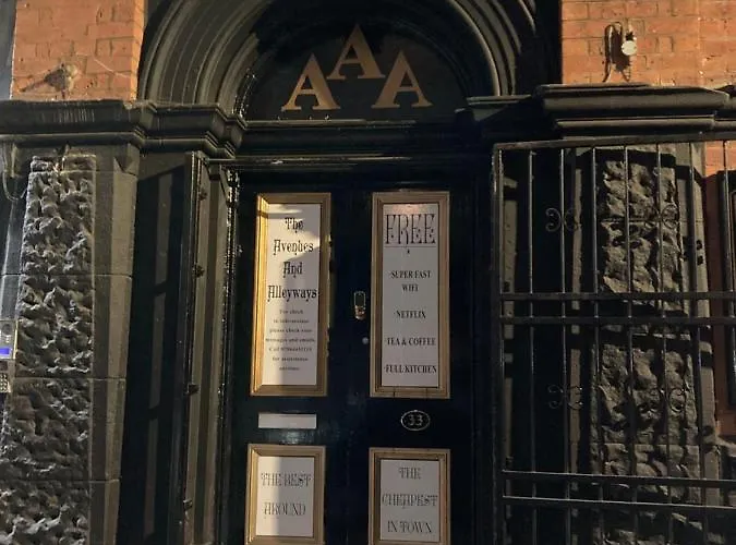 The Avenues And Alleyways Hotel