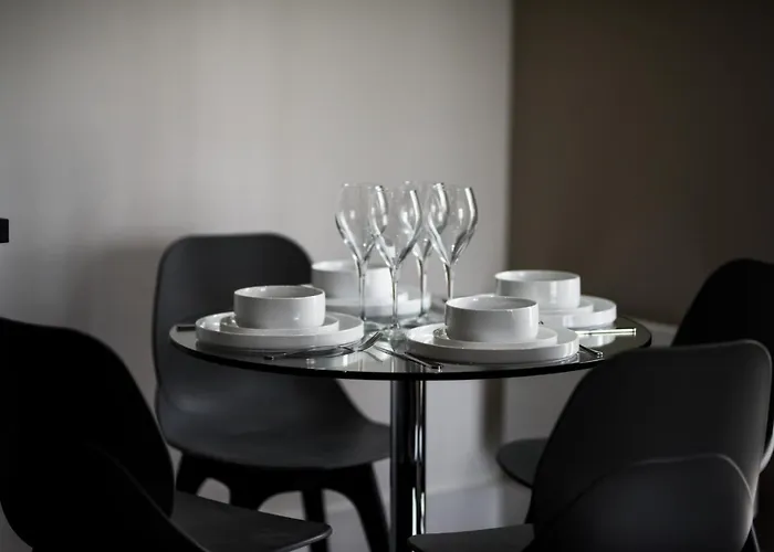 Daire Onpoint - Spacious 2 Bedroom Apt - City Centre With Balcony Manchester