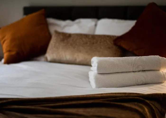 Onpoint - Spacious 2 Bedroom Apt - City Centre With Balcony Daire *