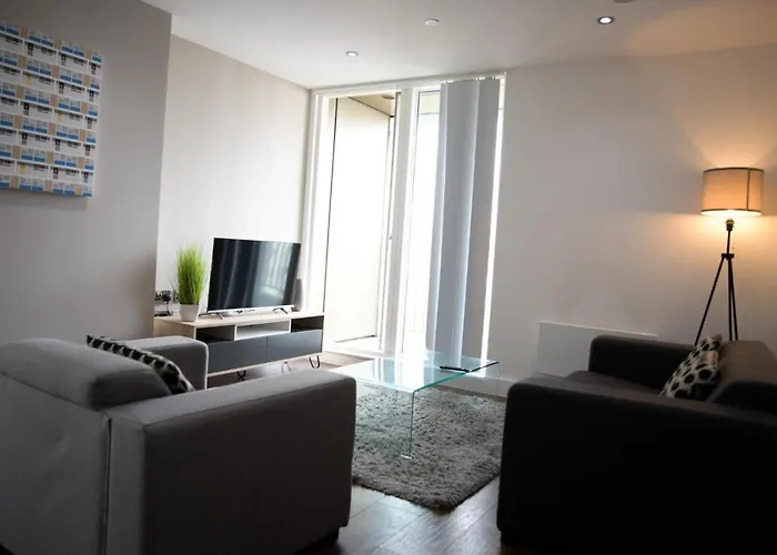 Onpoint - Spacious 2 Bedroom Apt - City Centre With Balcony Daire Manchester