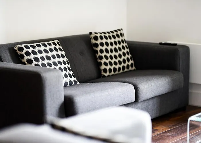 Onpoint - Spacious 2 Bedroom Apt - City Centre With Balcony * Manchester