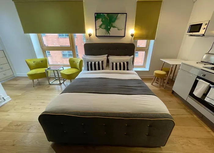 曼彻斯特码头公寓 *