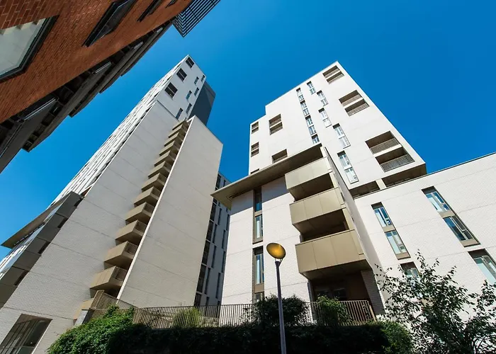 아파트 The Assembly Oasis Holding