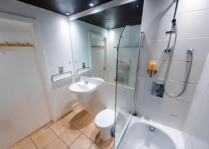 City Centre Modern 3bed 2bath Penthouse Northern Quarter, Sleeps 10