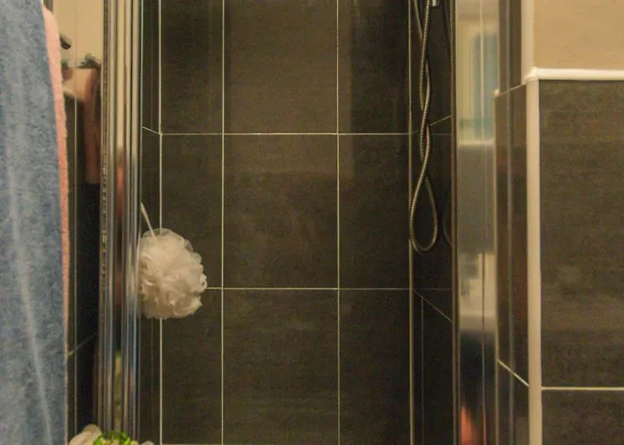 Oxford Court 아파트