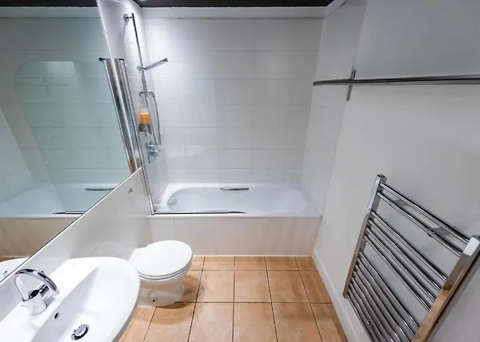 City Centre Modern 3bed 2bath Penthouse Northern Quarter, Sleeps 10 *