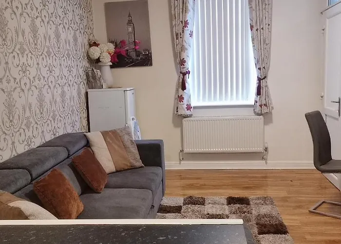 Knutsford House Holidays Ferienhaus