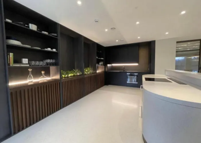 아파트 Luxurious Centre 2 Bed *