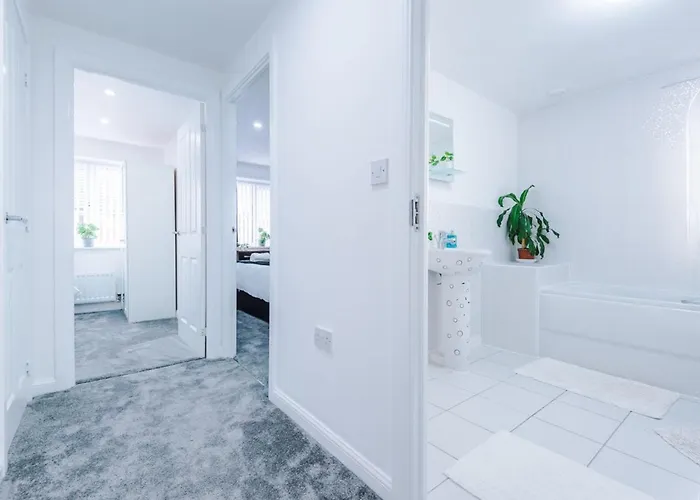 Luxury 3 Bedroom House Close To Center Lejlighed *