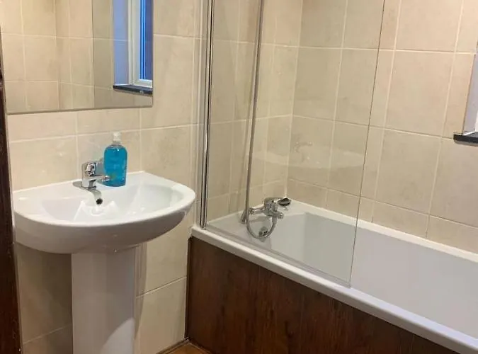 3/4 Bedroom House Apartment