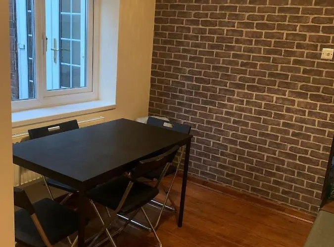 3/4 Bedroom House Manchester