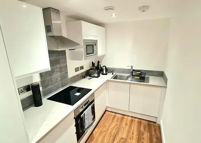 1-bedroom Aprt In Salford- Freeparking- Sleeps3