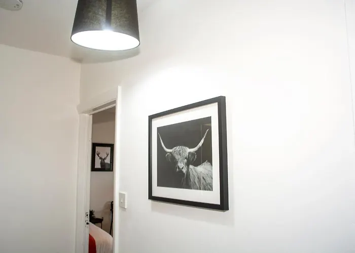 Prázdninový dům Trafford House - Stylish 3-bed With Private Parking Manchester