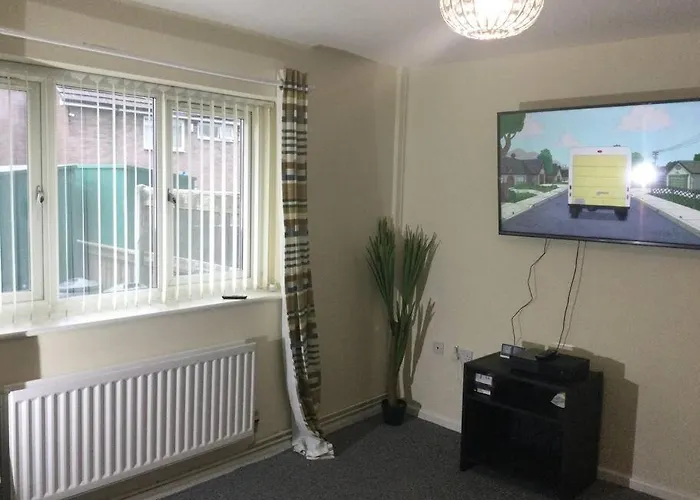 Residential Within Easy Reach Of Town Apartmán *