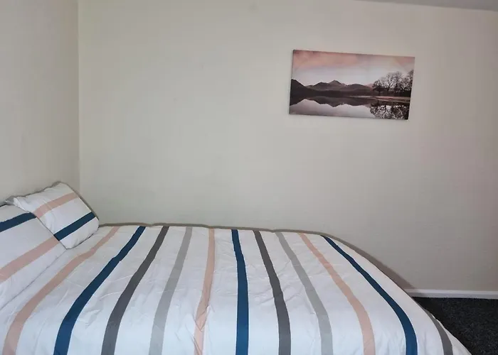 Residential Within Easy Reach Of Town 아파트