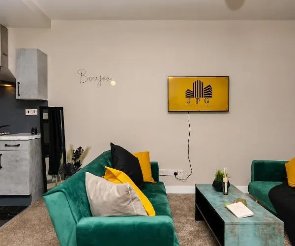 Jpg Tower - 22nd Floor Canal & Views Апартаменты