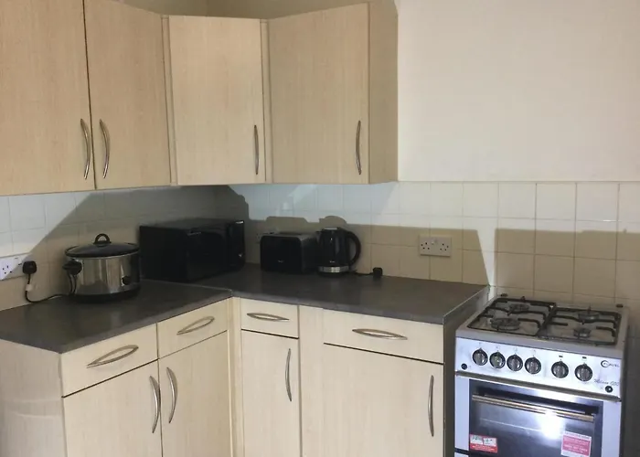 Appartement Residential Within Easy Reach Of Town *