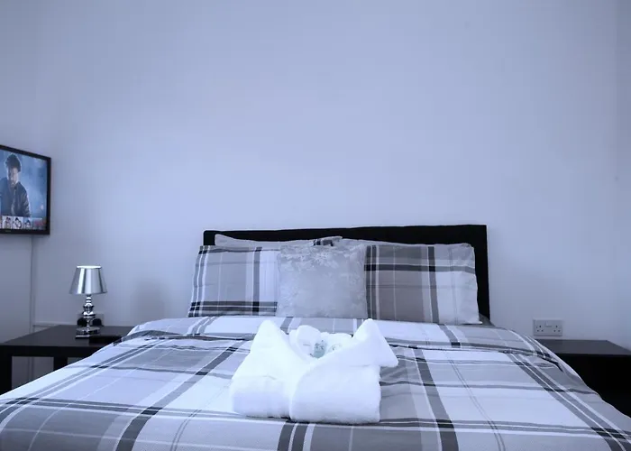 Amersham Park * Manchester