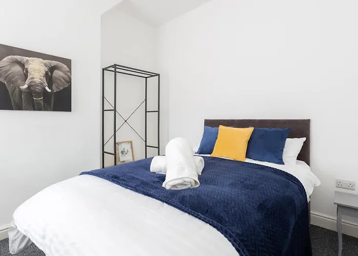 펜션 Clayton House - Spacious Near Etihad Stadium 맨체스터