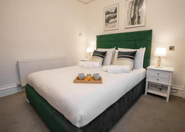 Milverton By Bevolve - Free Parking 3* Manchester