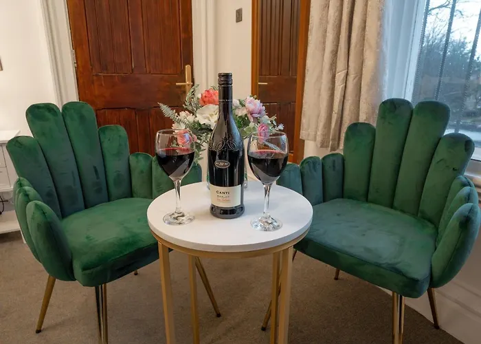 Milverton By Bevolve - Free Parking Hotell 3*