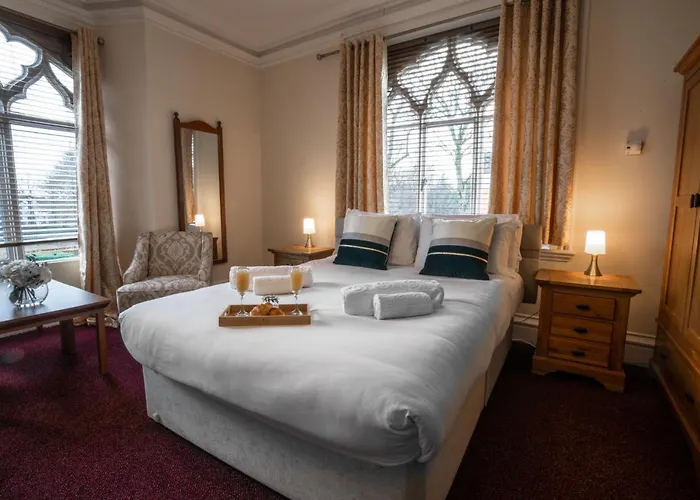 Milverton By Bevolve - Free Parking