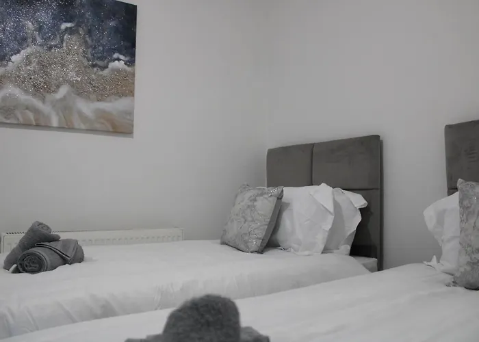 Feriehus Beautiful, Spacious, Old Trafford