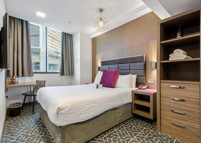 Apart Otel Roomzzz Victoria