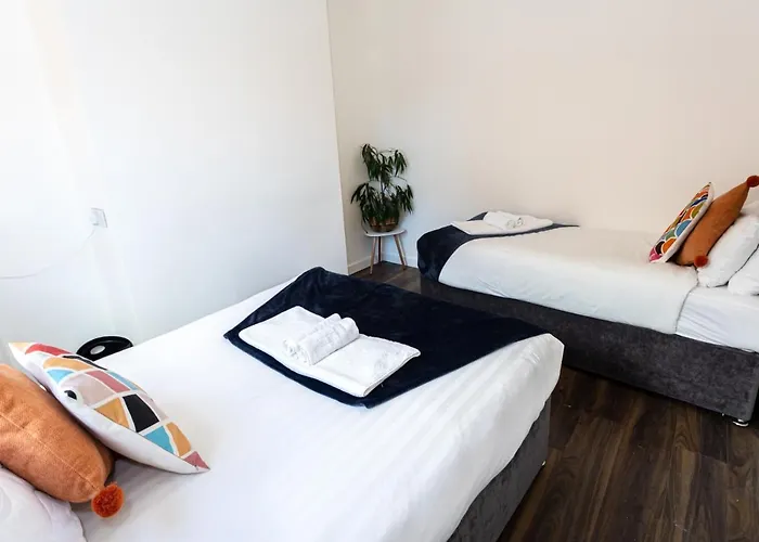 M18 Abbey Hey Tatil Evi