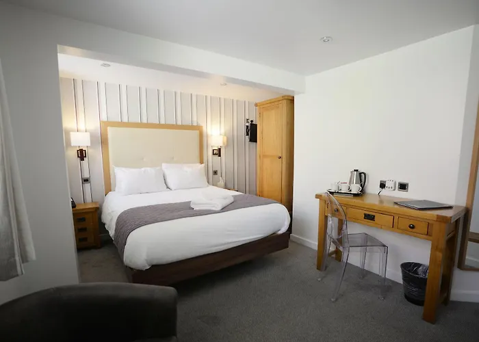 The Waterside And Leisure Club Hotel 3*