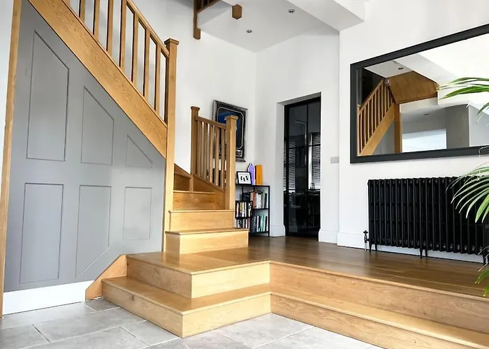 בית נופש Luxury Close To The With Hot Tub & Bbq Fire Pit. *