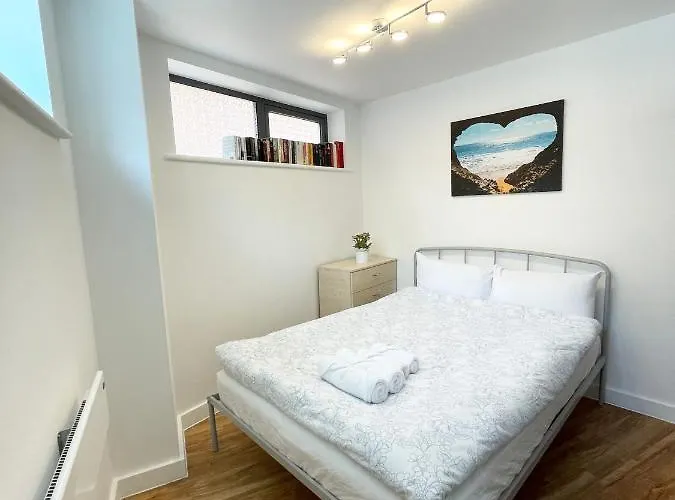 Two Bedrooms Flat - Centre דירה