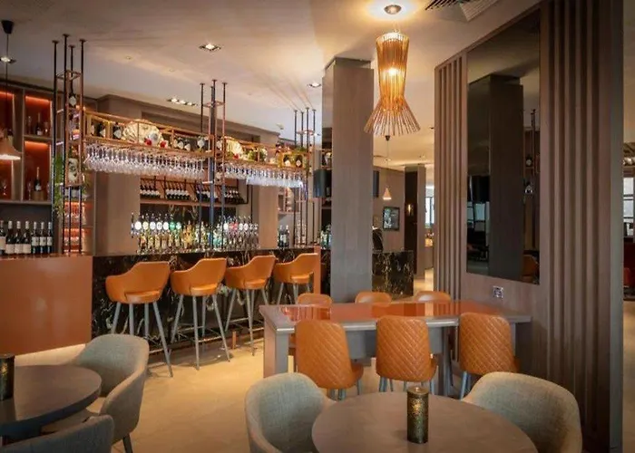 Clayton Centre Hotel