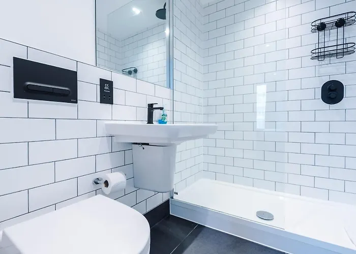 Hilltop Serviced - Piccadilly