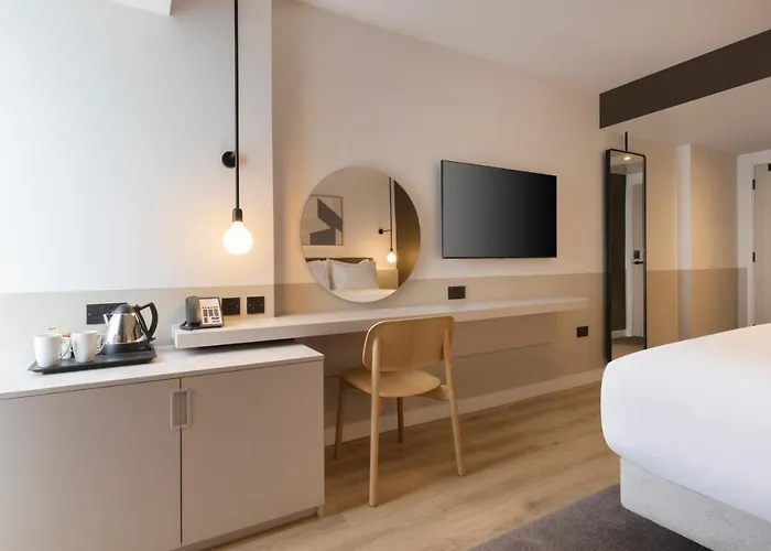 Leonardo Piccadilly 4*