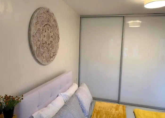 Spacious&amazing 4 Bedroom Detached House