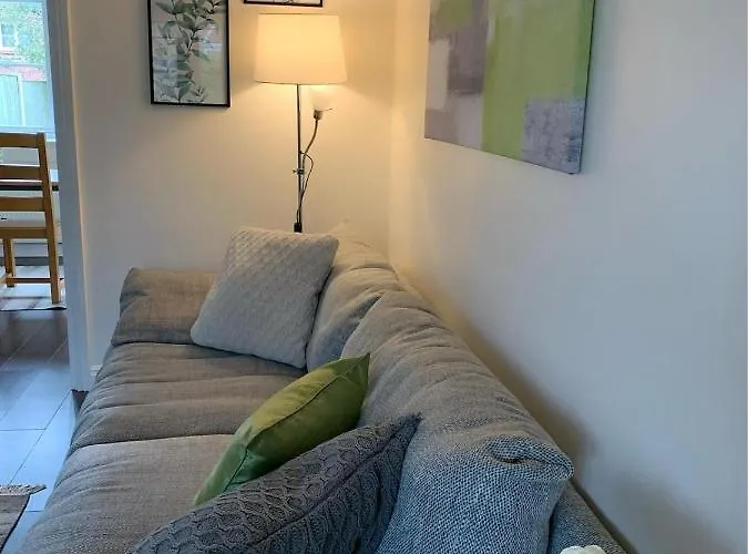 Spacious&amazing 4 Bedroom Detached House