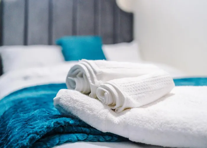 Дом отдыха Stylish 4 Bedroom Close To City Centre Манчестер