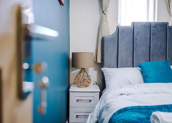 Casa de Férias Stylish 4 Bedroom Close To City Centre Manchester